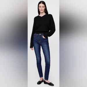 Gap 1969 Authentic True Skinny 27 Mid Rise Dark Wash Indigo Color Denim Jeans